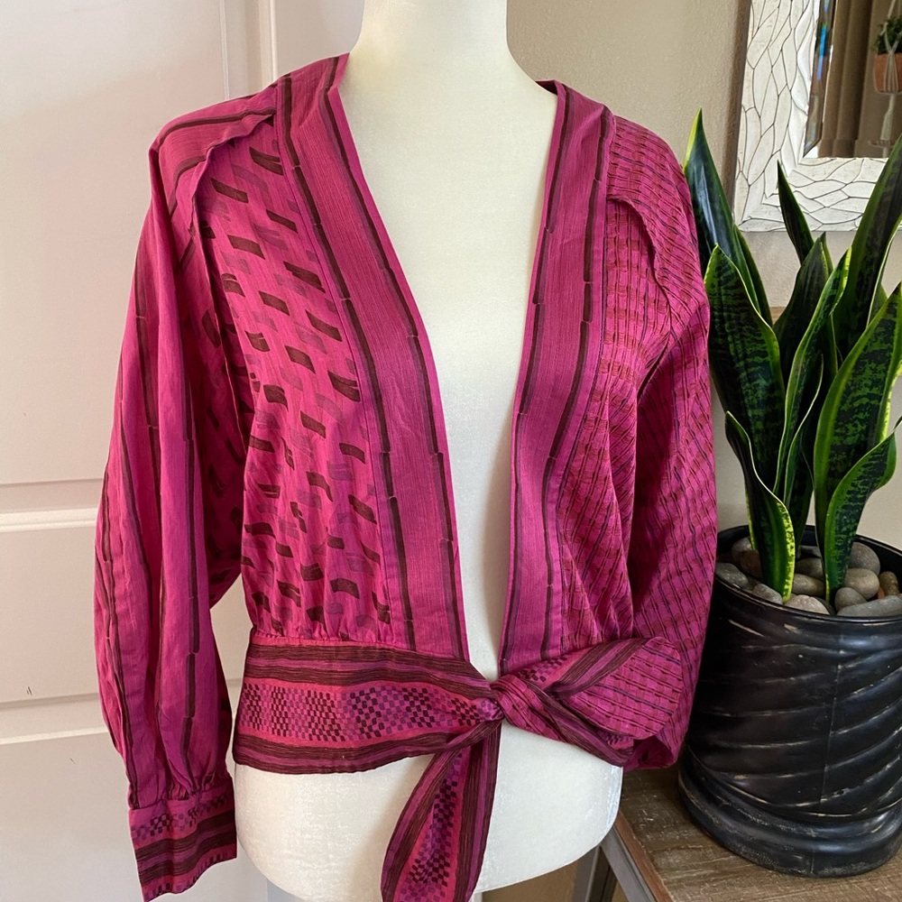 Phyllis Sues Vintage Boho Style Tie Front Top